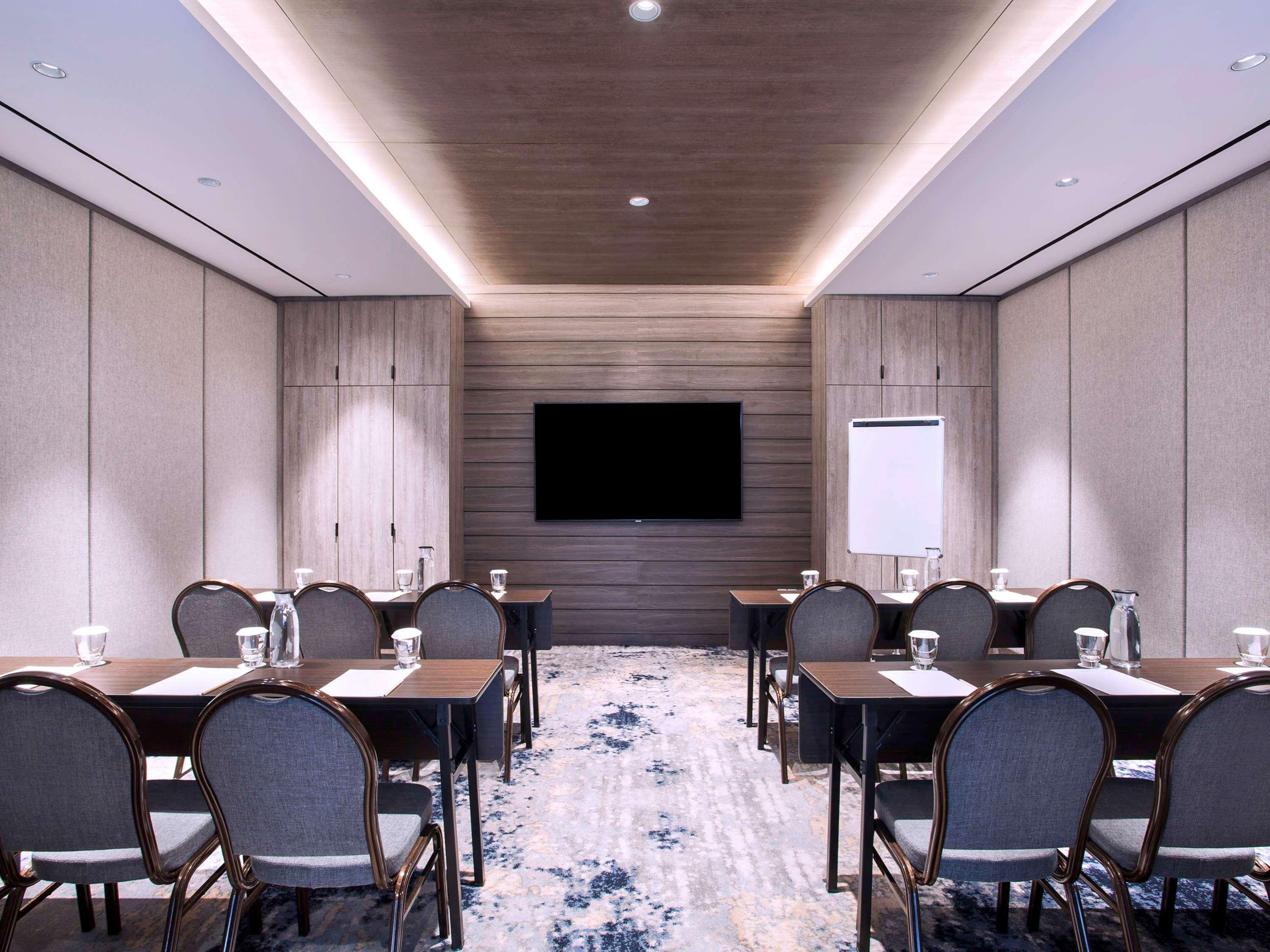 Mercure Tangerang Bsd City Exterior photo