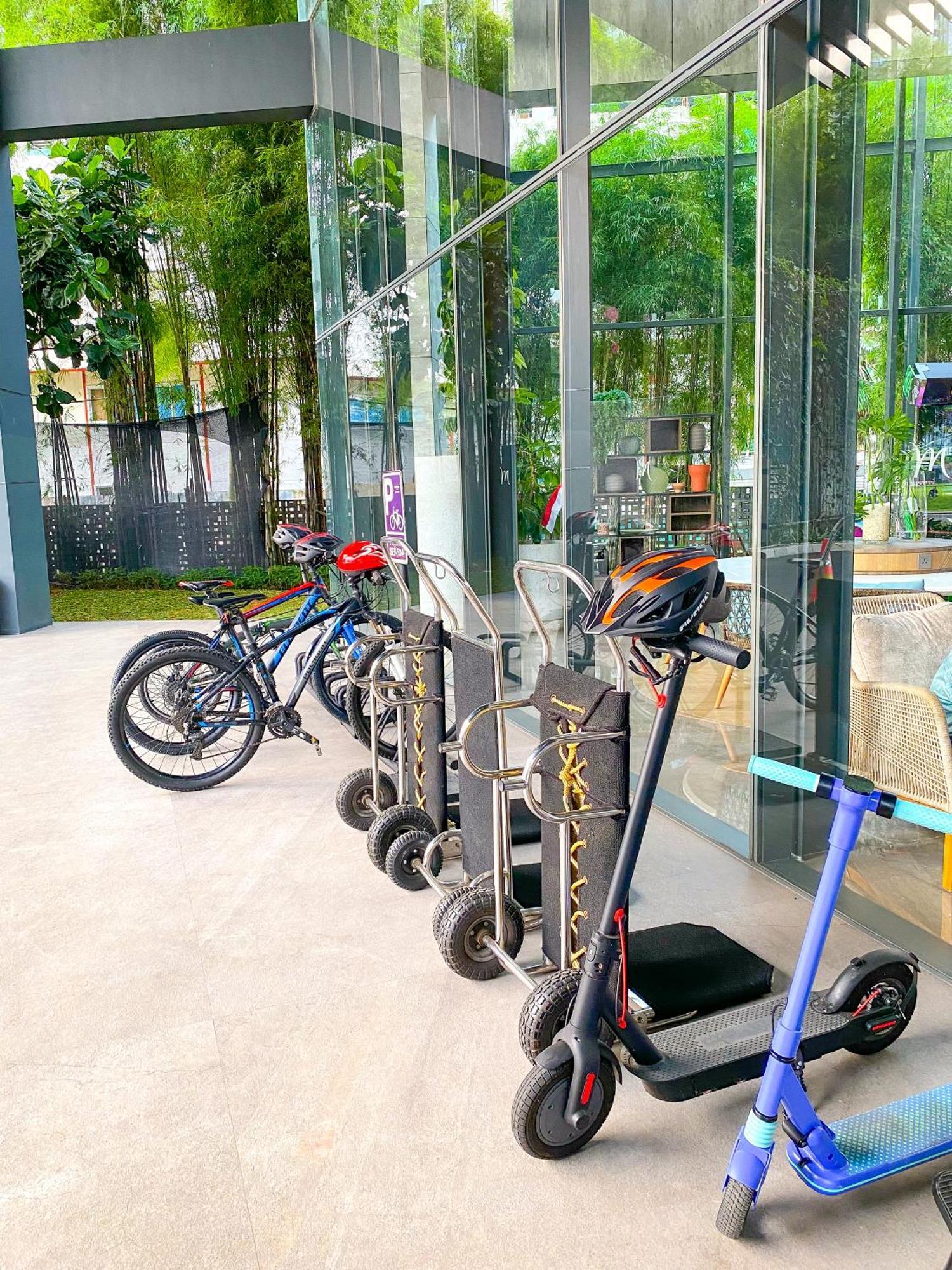Mercure Tangerang Bsd City Exterior photo