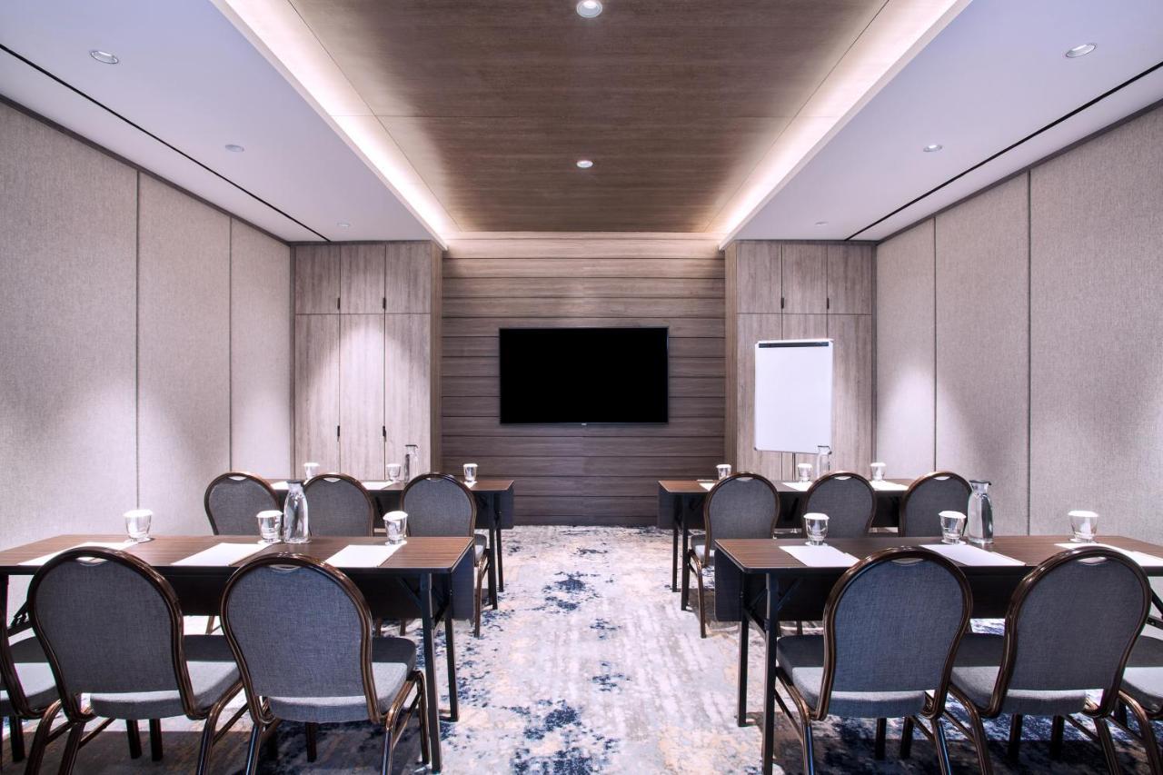 Mercure Tangerang Bsd City Exterior photo